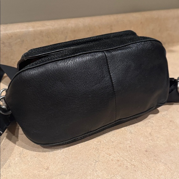 Aimee Kestenberg Black Crossbody Bag - Picture 4 of 16